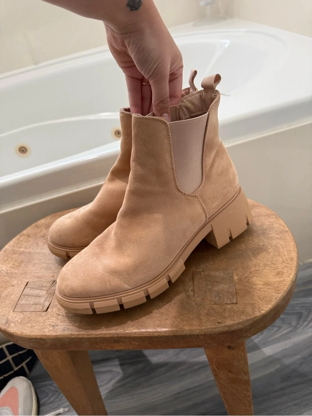 Chelsea boots